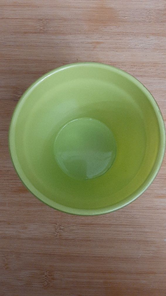 Vaso em vidro verde