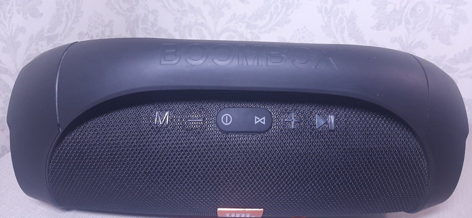 Колонка JBL BoomS BoX