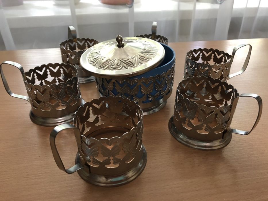 Набор подстаканников и сахарница из мельхиора