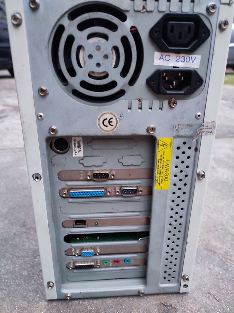sparwny komputer optimus retro
