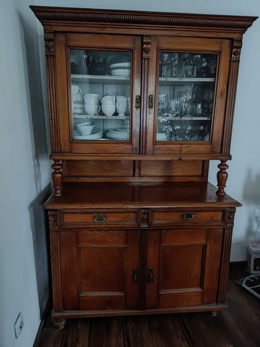 Stare meble do renowacji