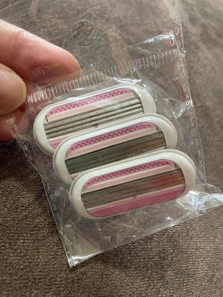 Набір змінне насадка касети на лезо бритву gillette venus жіноче