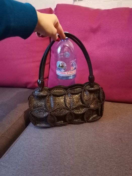 Нова шкіряна сумка