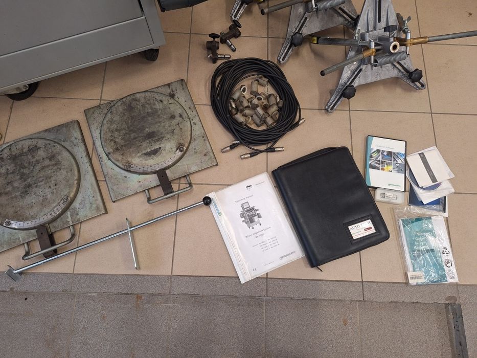 Urządzenie do geometrii kół Beissbarth Ml 1800-8R radio