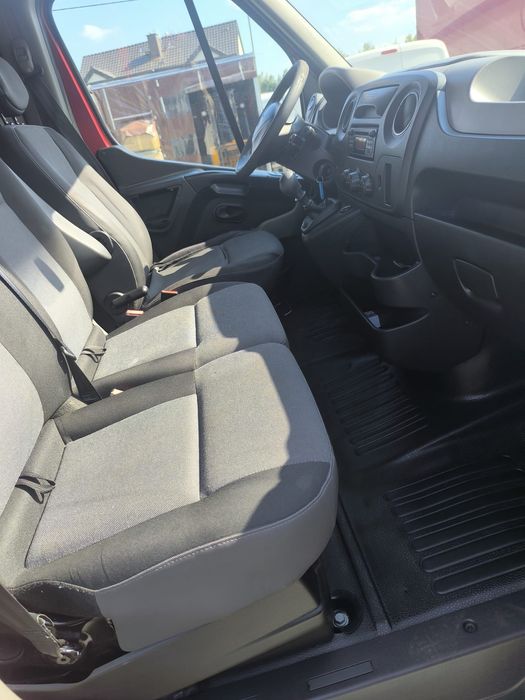 Renault Master 2016 r z windą