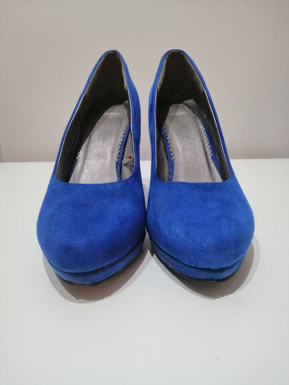 Chabrowe kobaltowe niebieskie szpilki buty na obcasie rozmiar 38 ccc