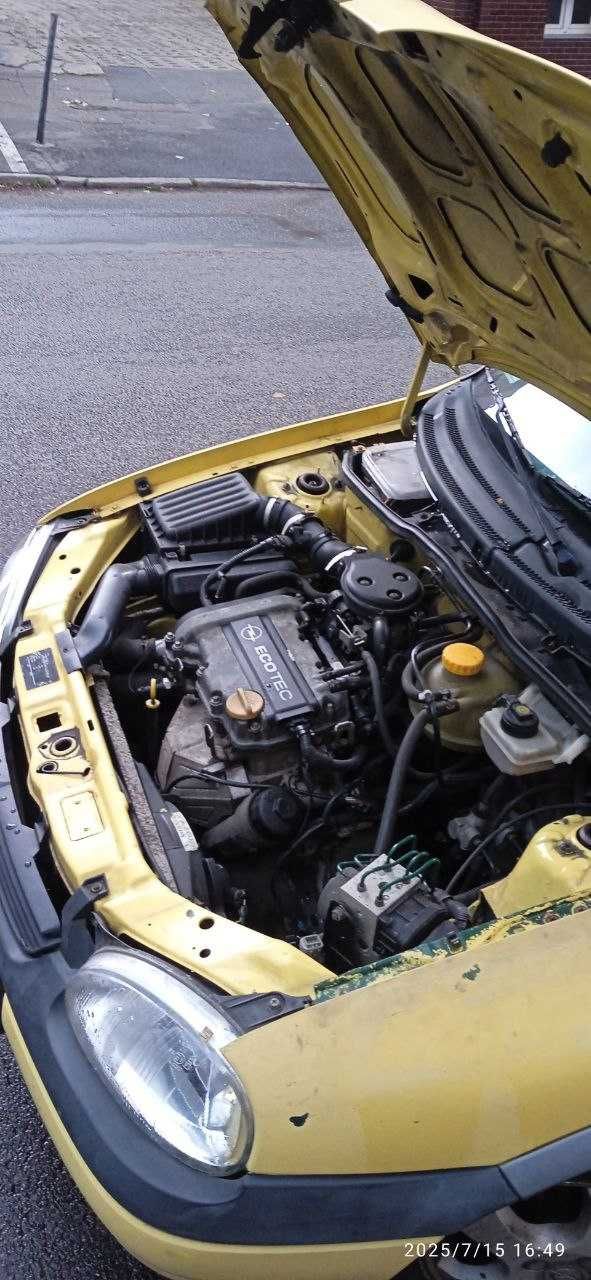Opel Corsa B 2000 rok
