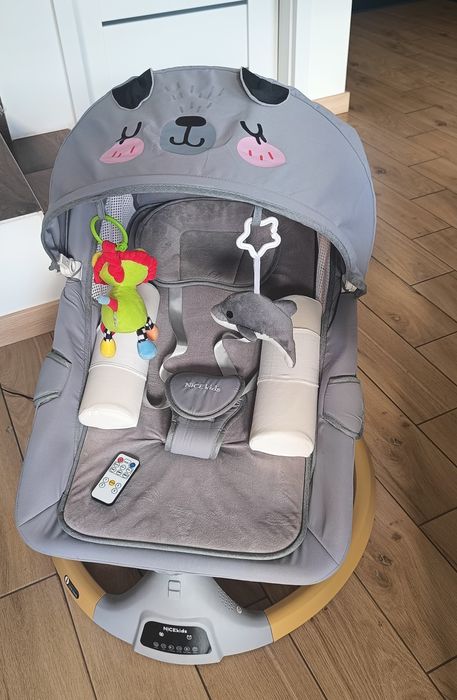 Leżaczek Bujaczek dla niemowlaka na pilota