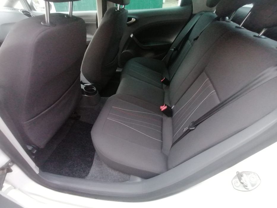 SEAT Ibiza 1.6 TDI único dono impecável
