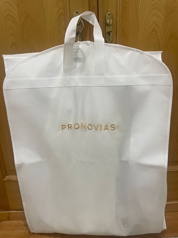 Vestido de noiva novo - nunca usado - Pronovias