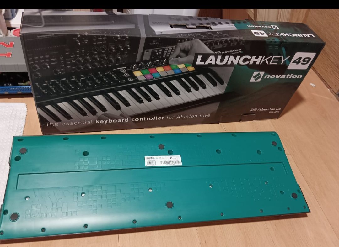 O Teclado controlador de MIDI Novation
