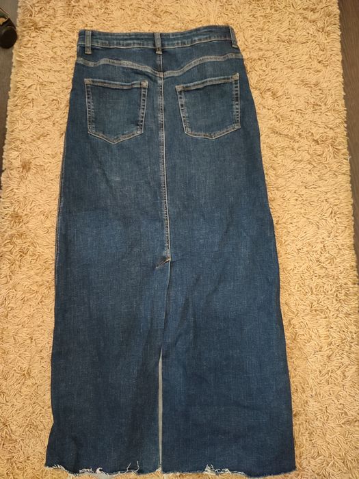 Джинсова спідниця zara. Джынсовая юбка zara. Юбка миди zara