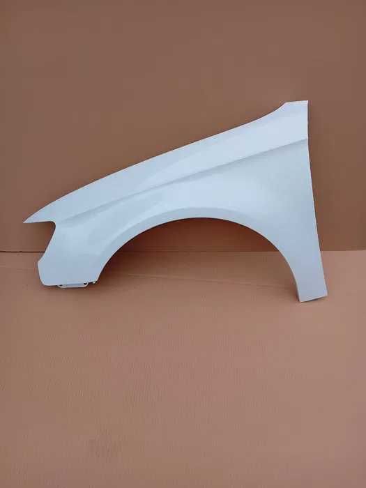 Audi A3 8V Sedan 12-20 błotnik lewy biały LY9C