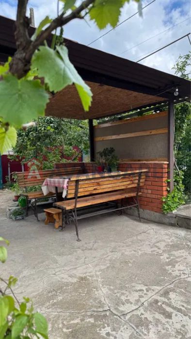 Продам будинок з якісним ремонтом, Комунарський район