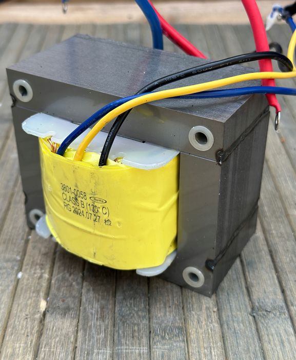 Transformator mocy UPS Green Cell 2000VA