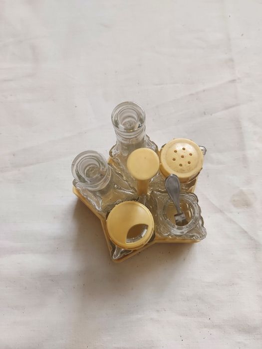 Radziecki zestaw przypraw, Solniczka, pieprzniczka, musztardnica, łyżk