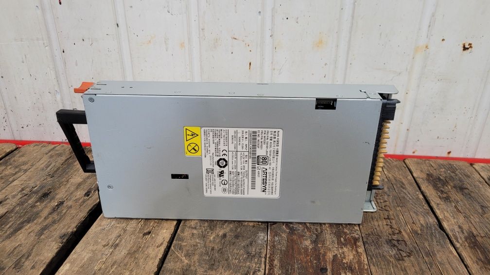 Блок питания ARTESYN 2500W.