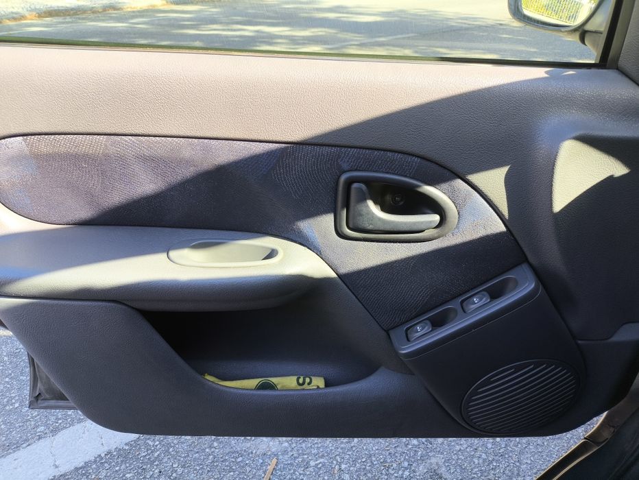 Renault Clio B, 1998