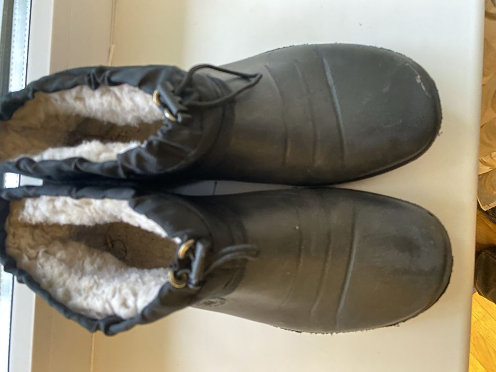 Резиновые  полуботинки с утеплителем, сапоги , ботинки 37 р.