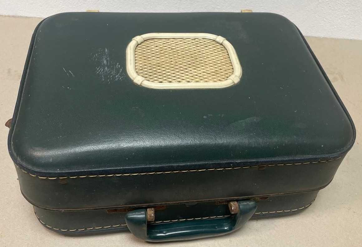 Vintage, mala de mão com Gira Discos