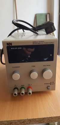 Zasilacz prądu stałego z płynną regulacją napięcia i prądu M10-SP-305E