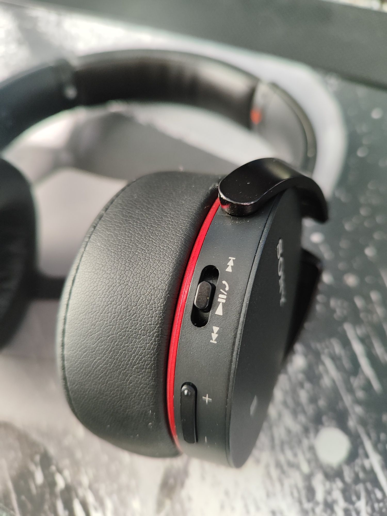 Słuchawki bezprzewodowe Bluetooth Sony MDR-XB950B1