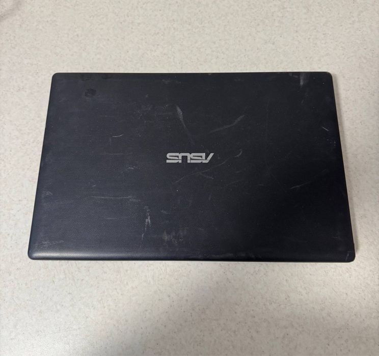 Ноутбук ASU’s F551C