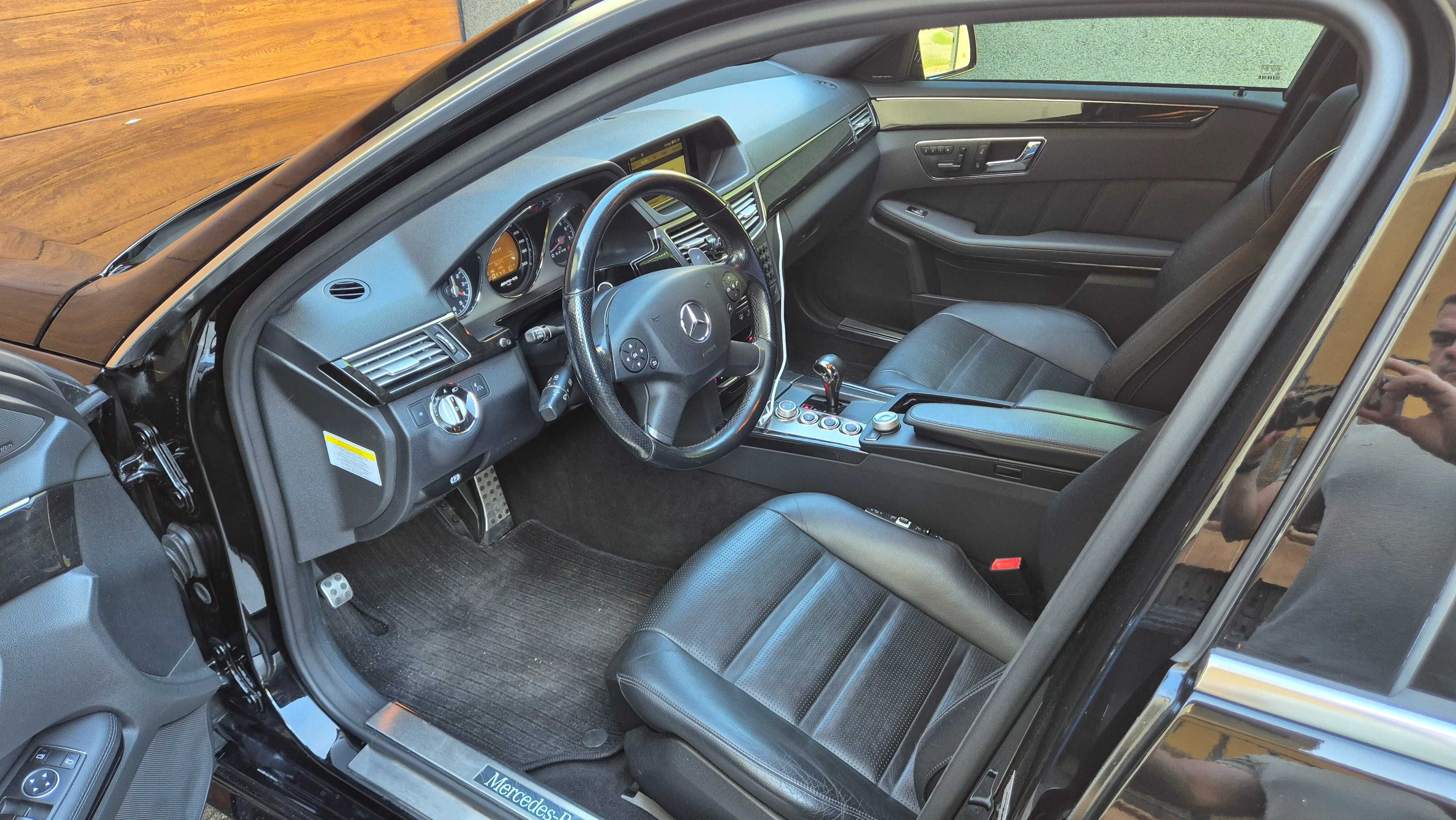 Mercedes E 63 AMG W212 525 km, 2010 rok, zamiana Koparko-Ładowarka