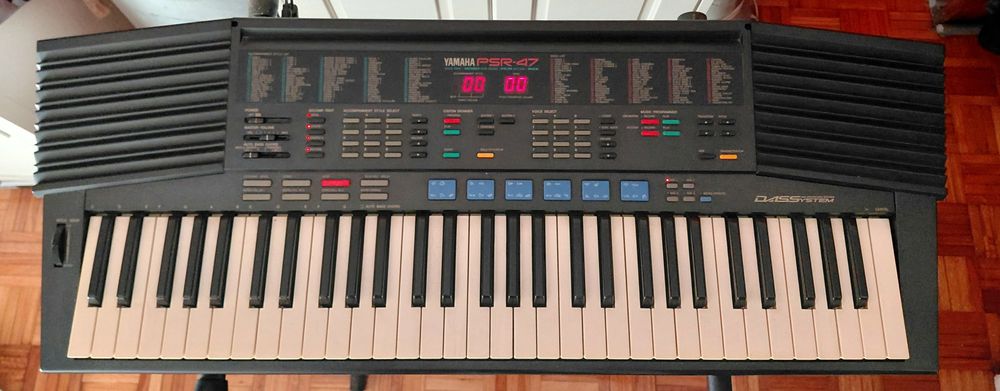 Teclado sintetizador portátil Yamaha PSR-47