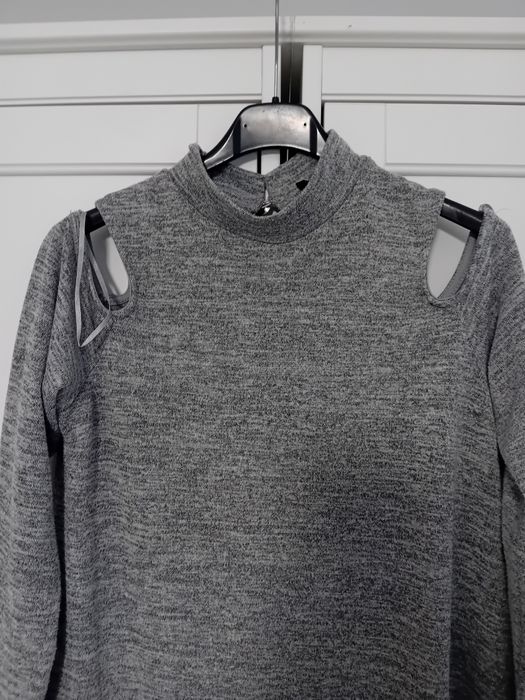 #Quiz bluzka tunika bez ramion szara