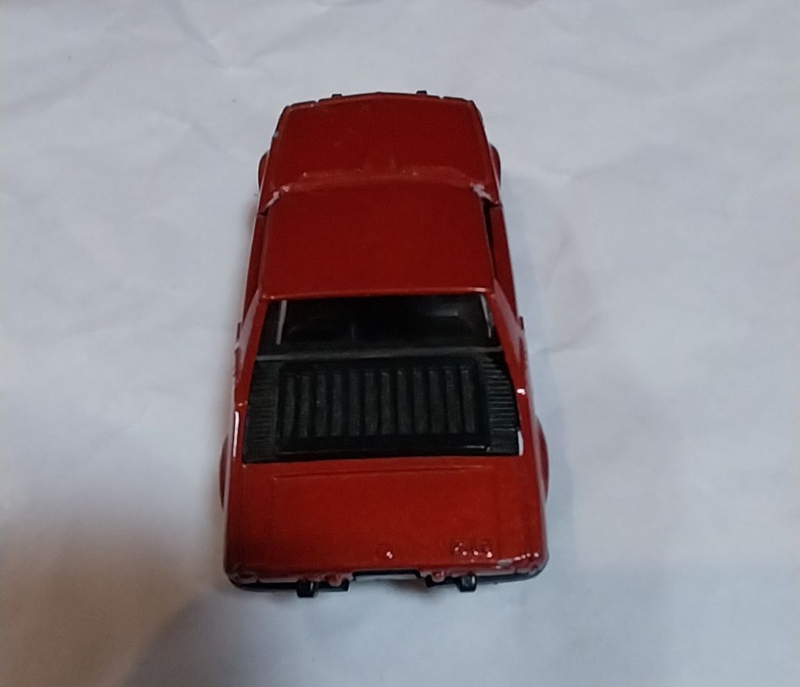 Miniatura da Solido Fiat X19 em escala 1/43