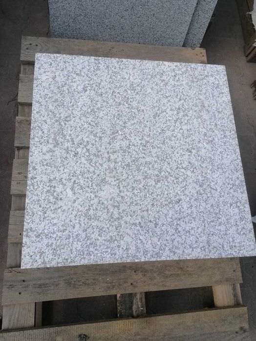 GRANIT Płytki granitowe Taras Ogród Podjazd Kamień Tanio 60x60x2cm