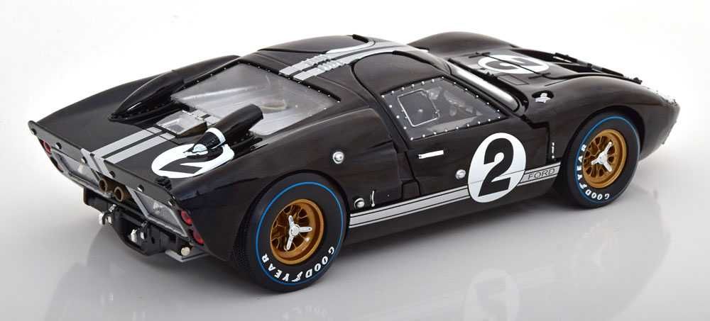 1:18 Shelby Collectibles Ford GT40 MK II #2 winner 24h LeMans 1966