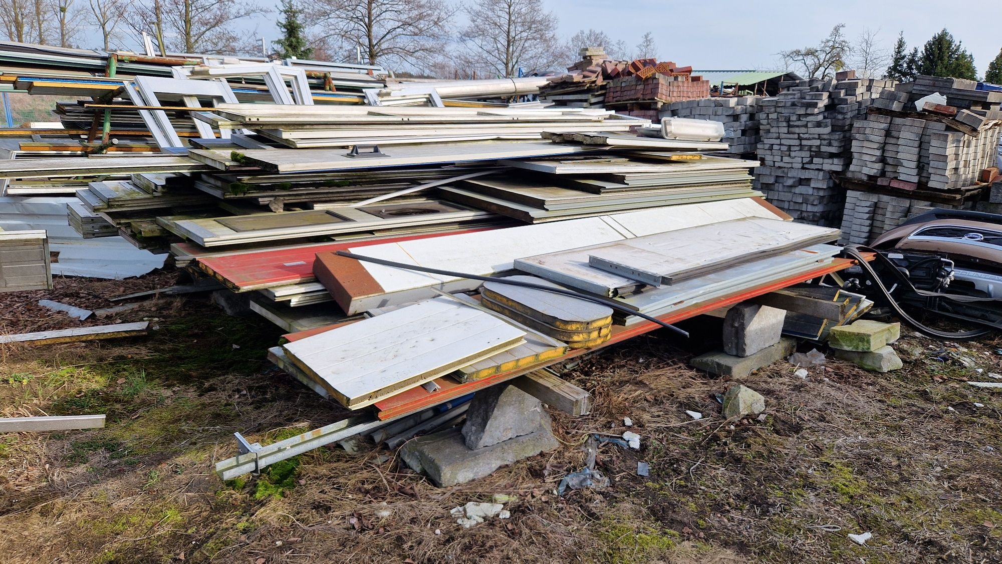 Płyty panelowe bramy na garaż ocieplane