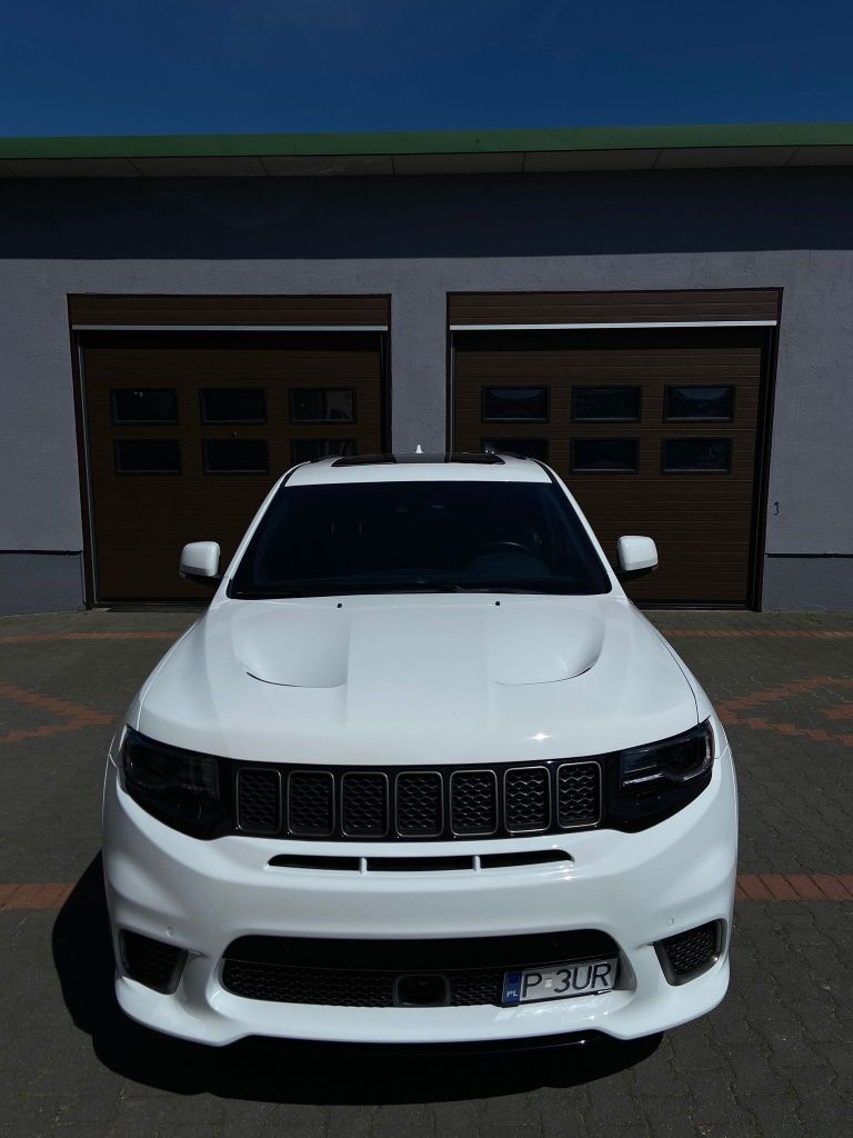 Jeep Grand Cherokee Trackhawk Hellcat 717 KM ZAMIANA