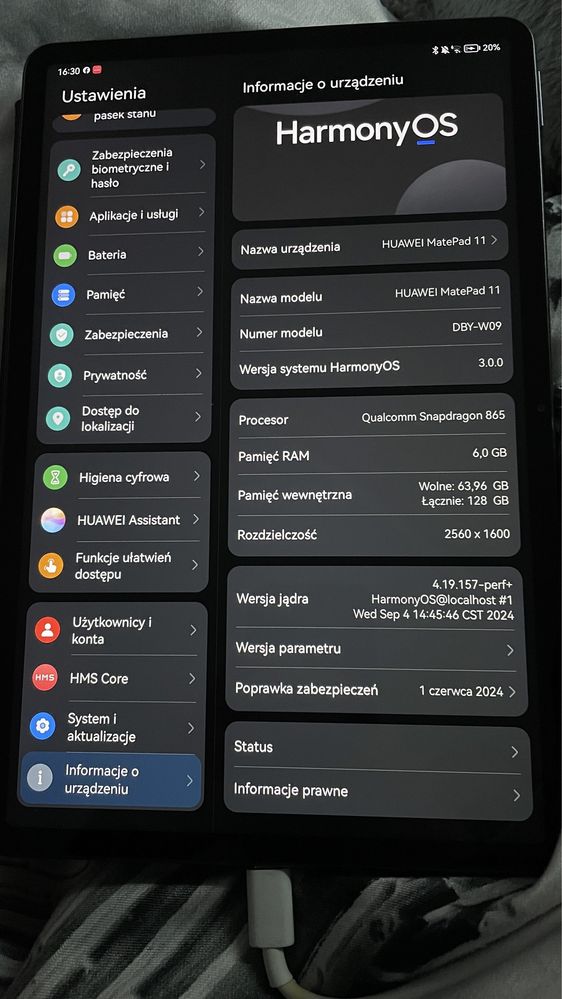 Huawei matepade 11 + etui z klawiaturą