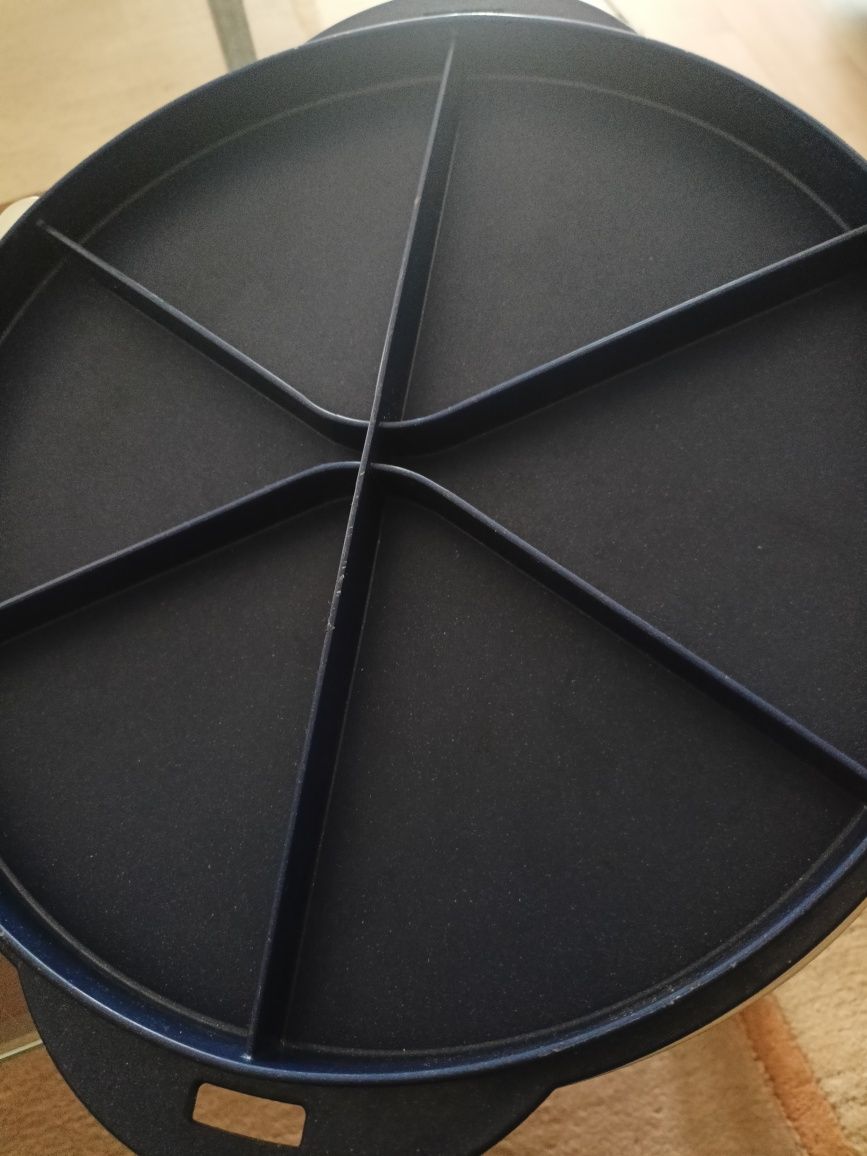 Tupperware pojemnik na tort
