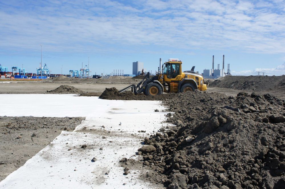 Geowłóknina drogowa 12kN, włóknina, mata separacyjna 4m szerokości 4 m