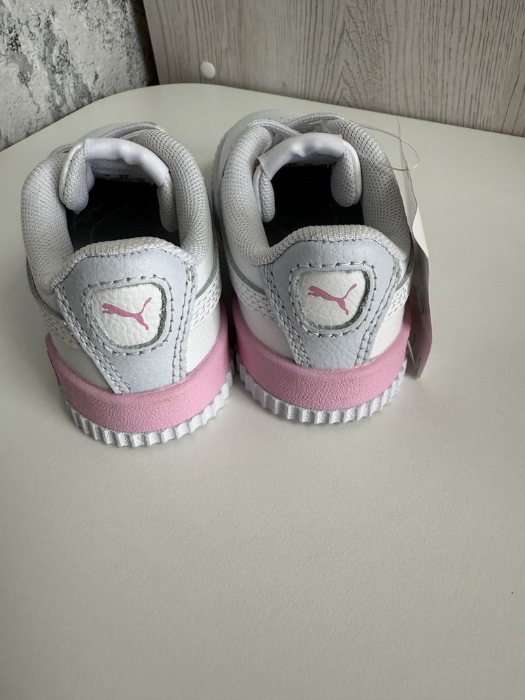 Кроссовки детские Puma белые с розовым новые с биркой