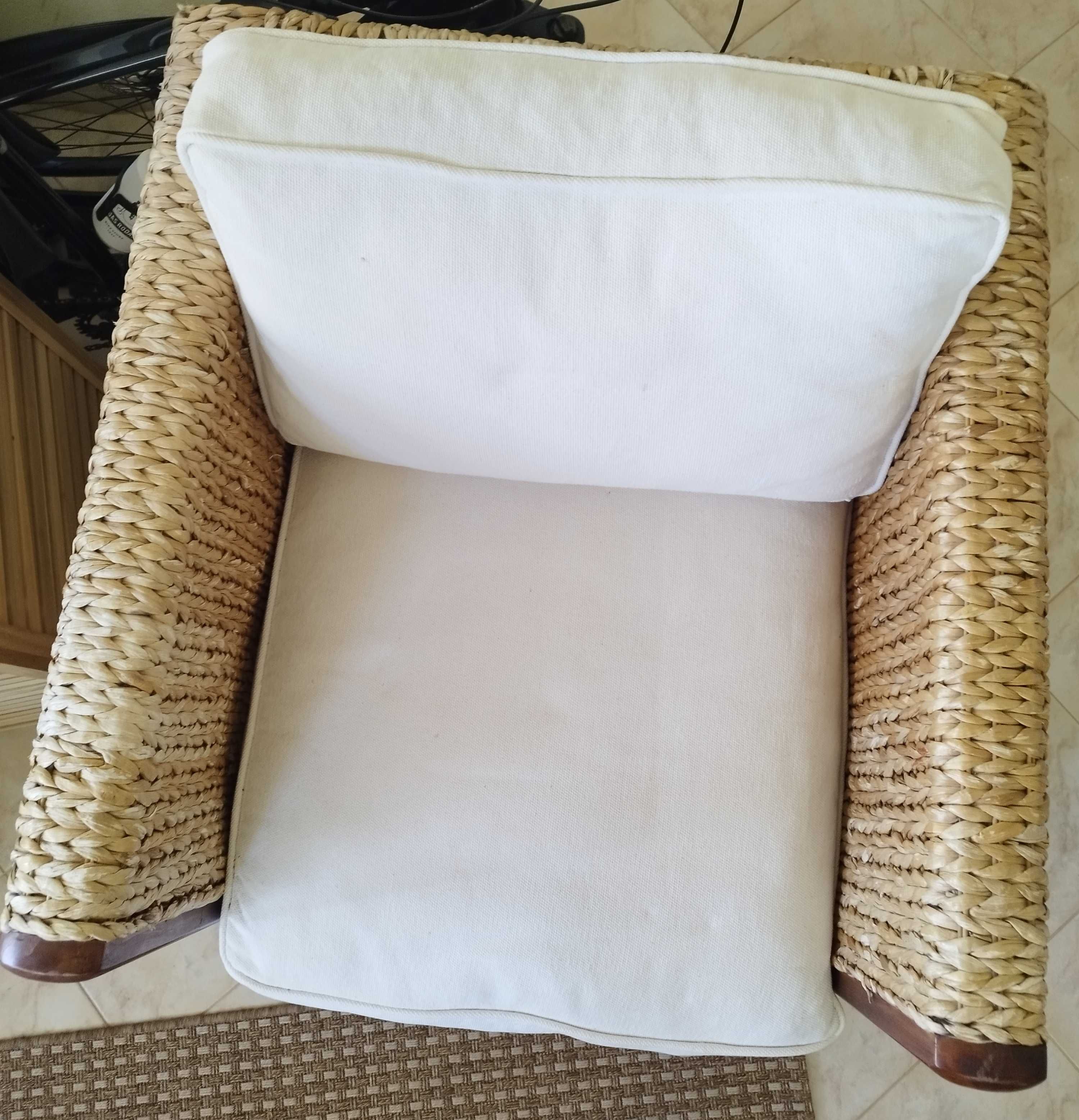 Conjunto de sofás
