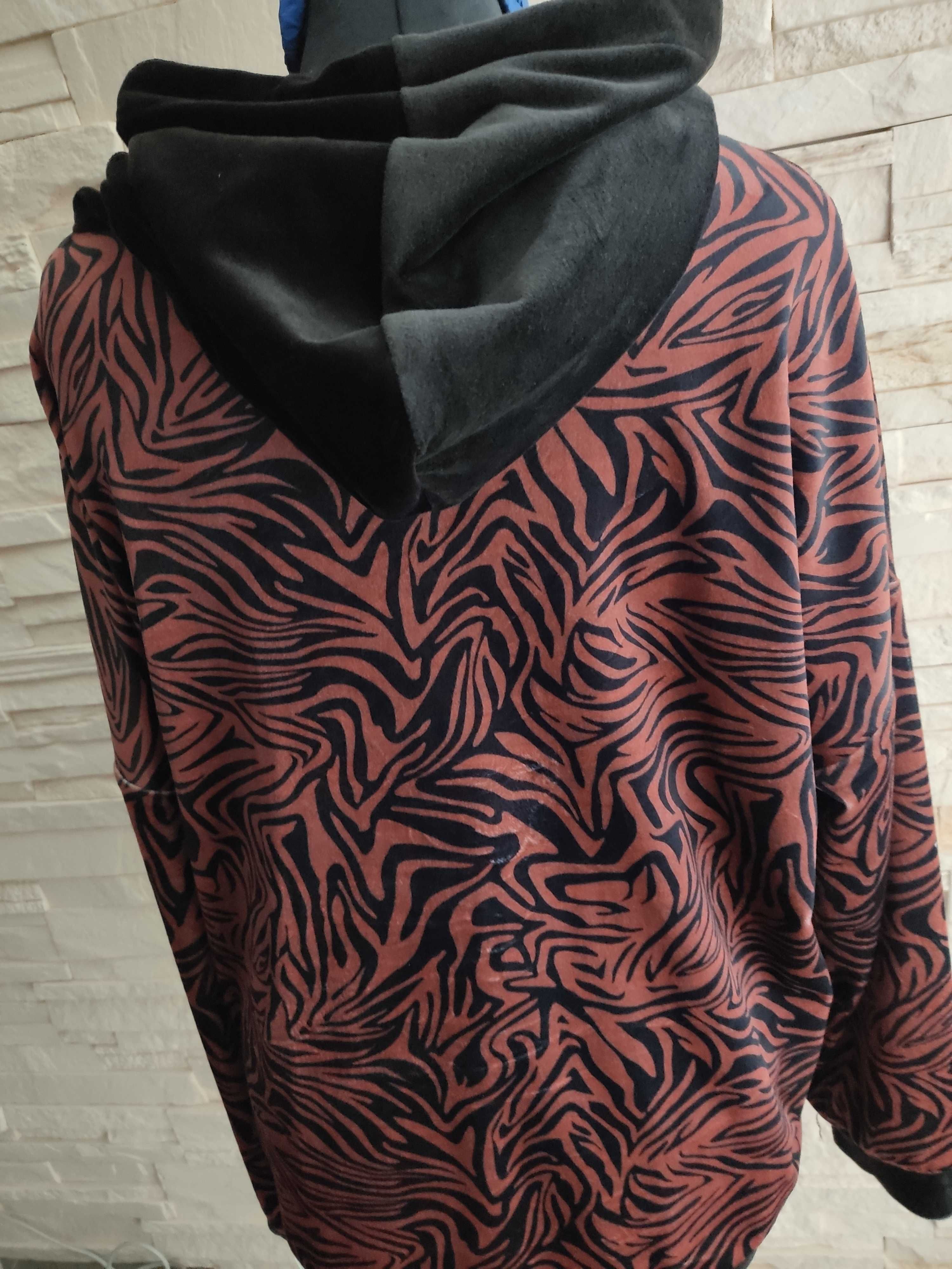 Dres damski polskiego producenta r. XXL