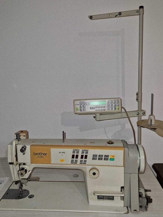 Máquina de Costura Profissional Brother Exedra E-40