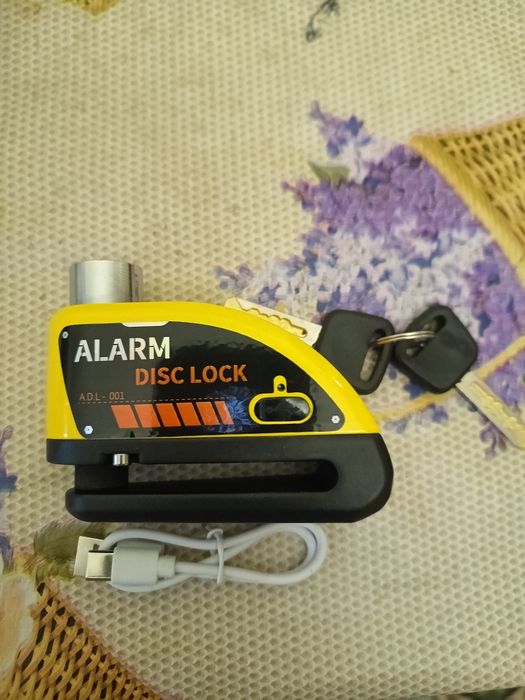 Продам замок с  сигнализация alarm и без на диск тормоза