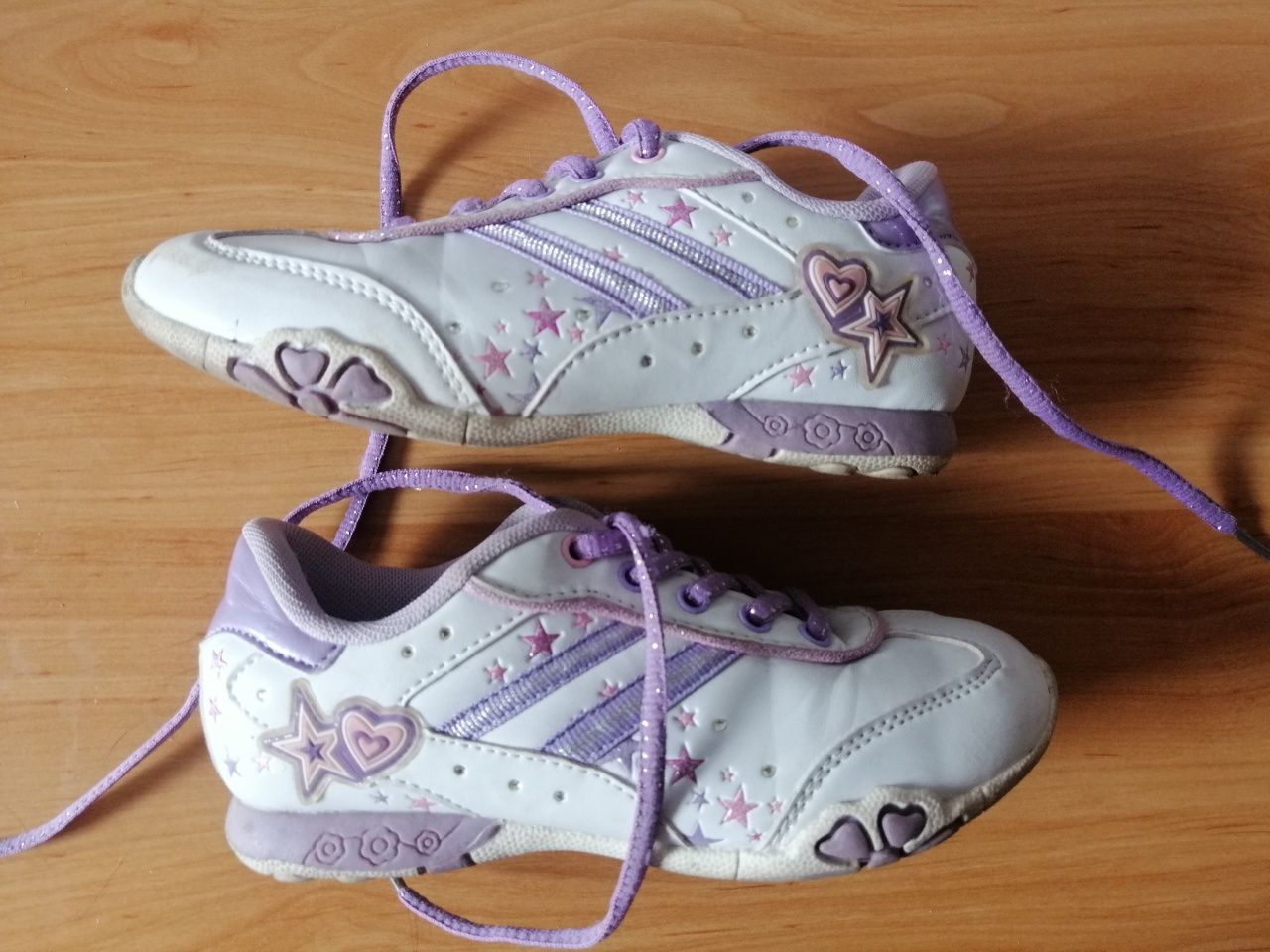 Buty sportowe dla dziewczynki r. 32