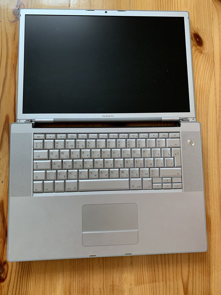 ноутбук Apple MacBook pro