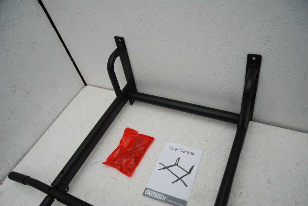 Drążek do podciągania do montażu na ścianie