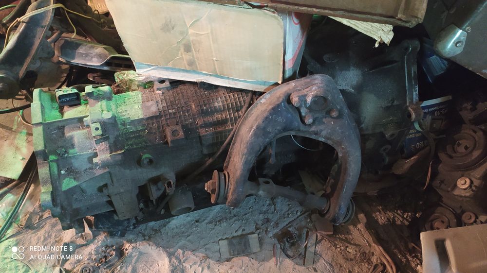 Раздатка,Задний и передний мост Мицубиси Паджеро Спорт