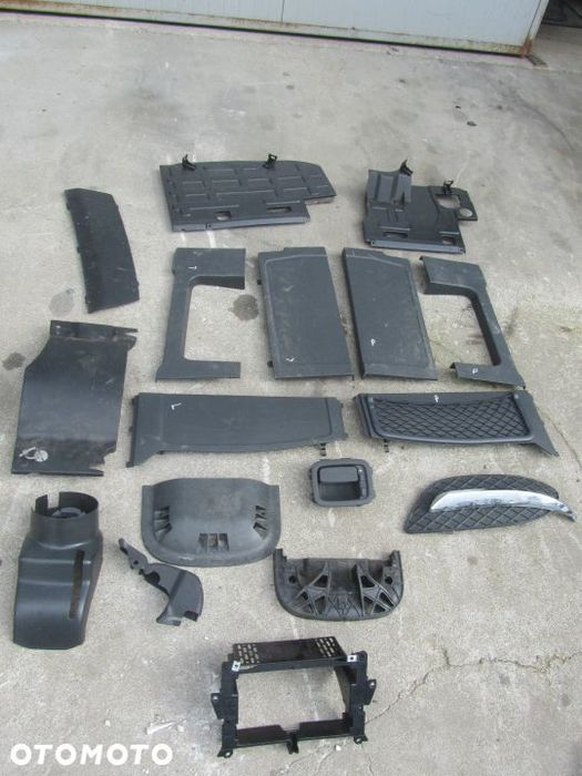 VITO VIANO 639  LIFT  plastiki osłony foteli