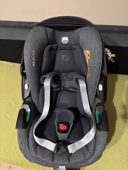 Fotelik Maxi-Cosi Pebble 360 Pro 0-13 kg z bazą familyfix 360 pro