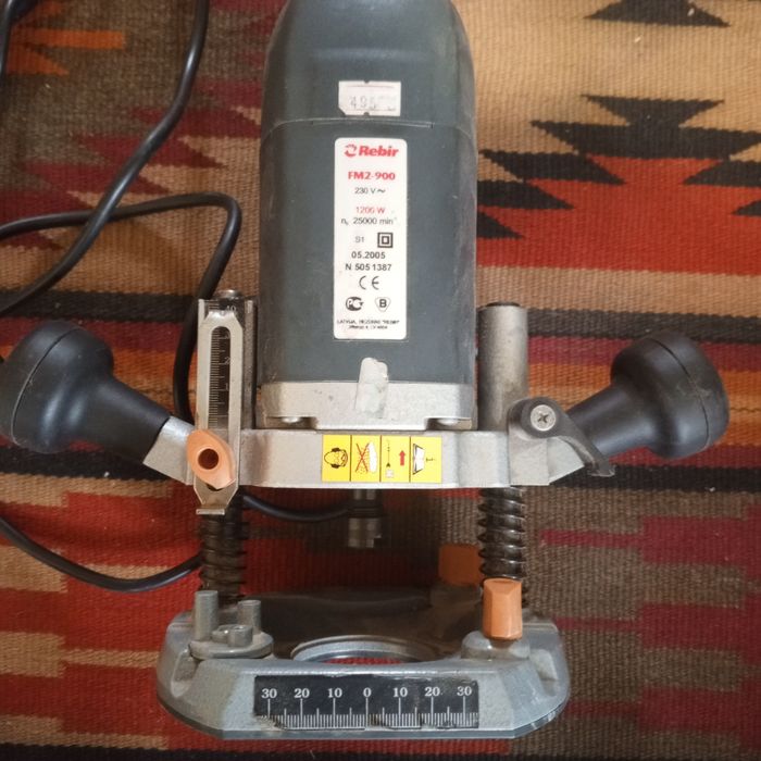 Фрезер 1200вт. Rebir  Fm 2-900